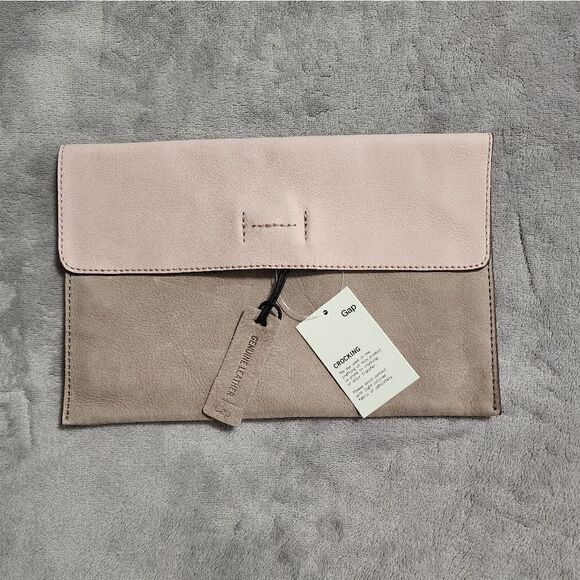 Nwt GAP envelope clutch. Sueded leather. Pink/dark - Picture 1 of 5